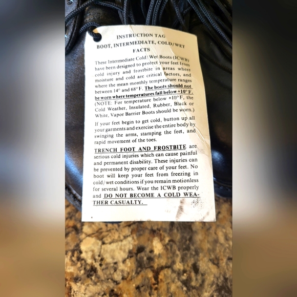 Black tactical boots - Picture 8 of 9